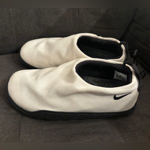 NEW Nike ACG Moc Summit White Black Slip On Shoes DZ3407-100